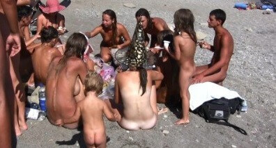 The vast oceanfront 1 Full HD video - nudism in the world