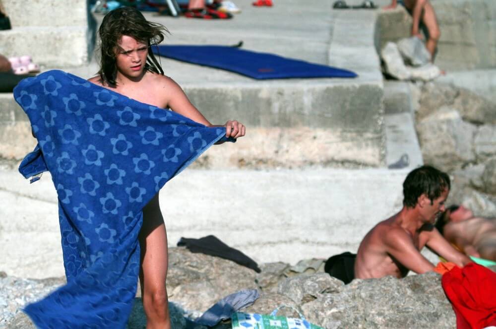 Nudist Rocky Family Angle - nudism in the world