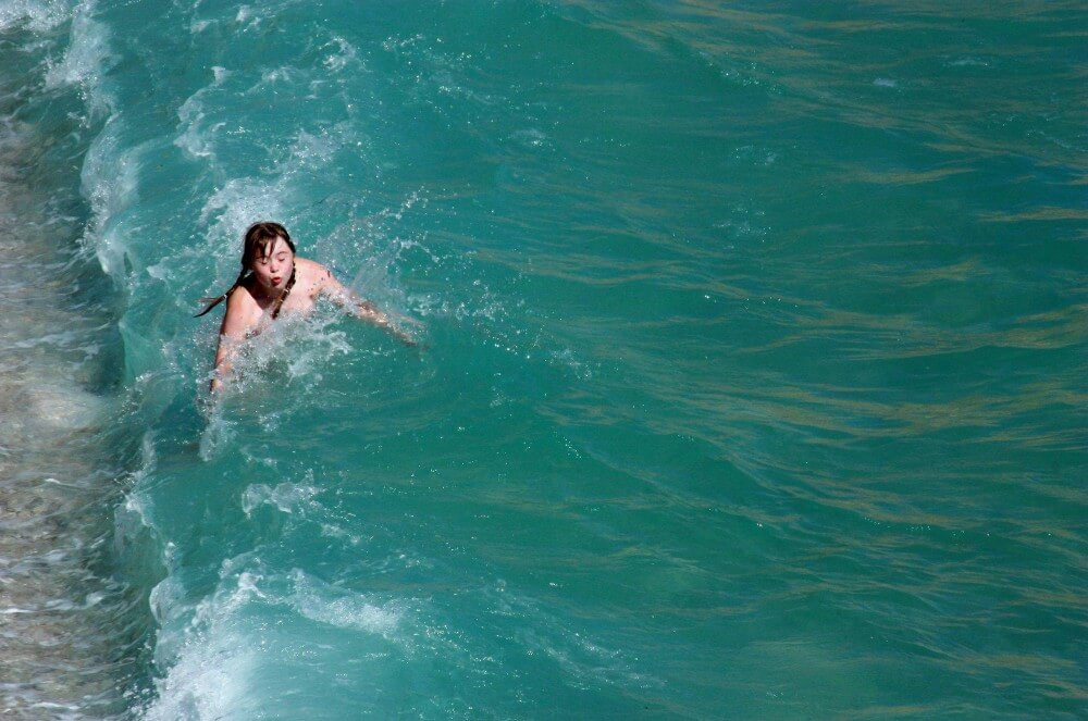 Naturist Cold Water Entry pics - nudism in the world