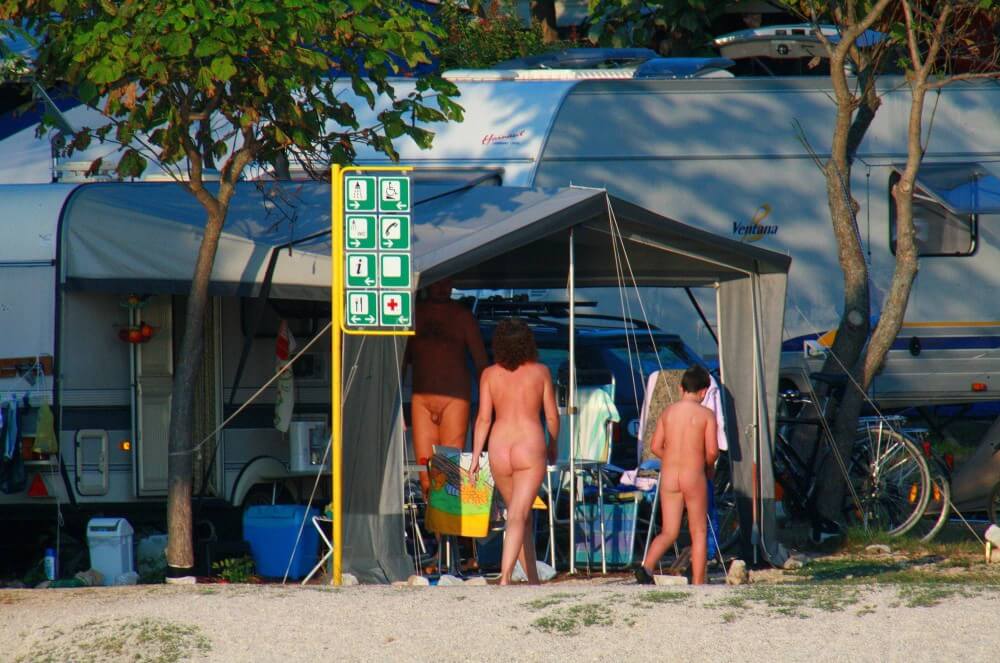 Ula FKK Camping photo gallery - nudism in the world