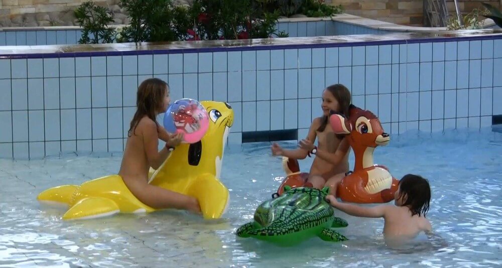 Aqua Extravaganza 1 Full HD - nudism in the world