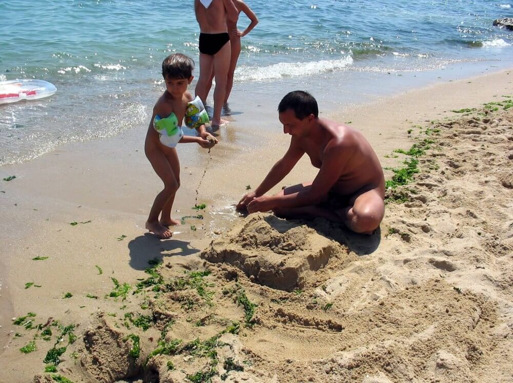 Bulgarian Sandy Paint Over - nudism in the world