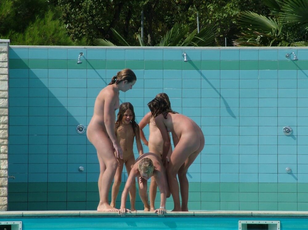 FKK Outdoor Children Pool pics - nudism in the world