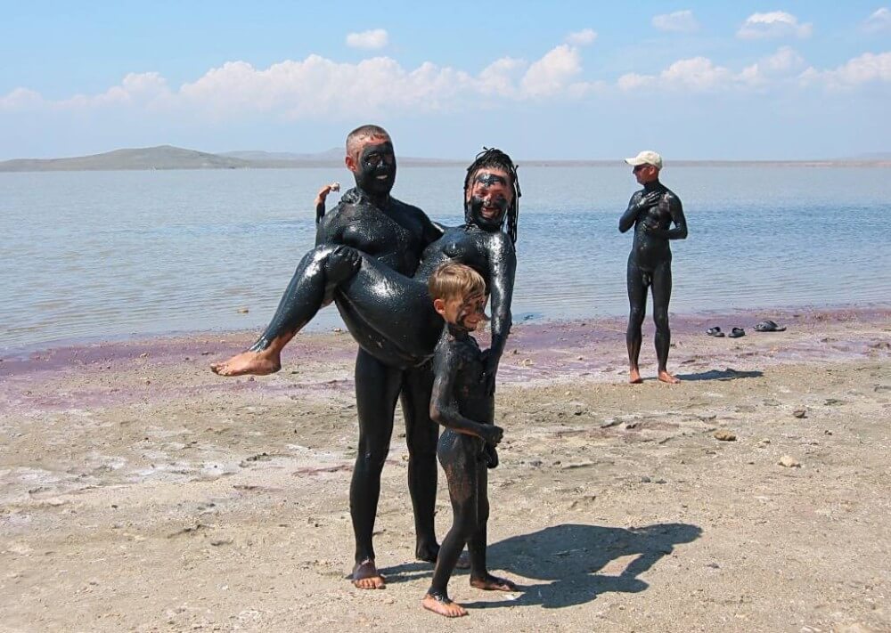 Dark Mud And Clear Water pics - nudism in the world