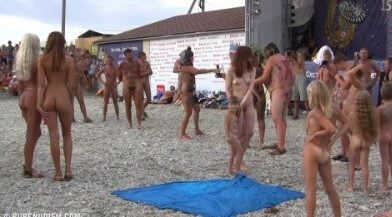 Cool Day At The Beach Full HD video - nudism in the world