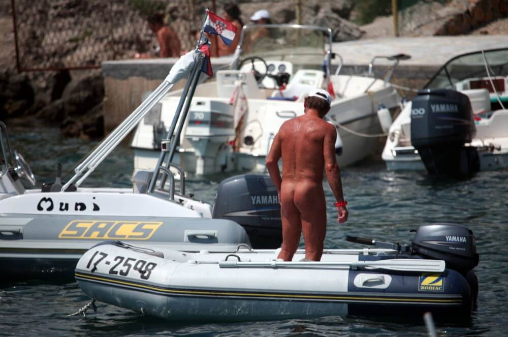 Boating and Floater Waters pics - nudism in the world