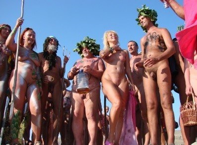 Nudism Beach Day photos - nudism in the world