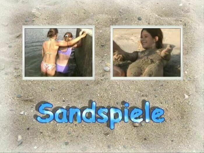 Naturistin: Sandspiele - nudism in the world