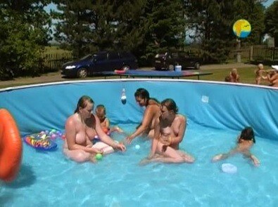 Naturist Freedom: Merry Pool upd - nudism in the world