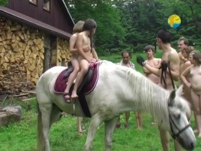 Naturist Freedom: In the Sun - nudism in the world
