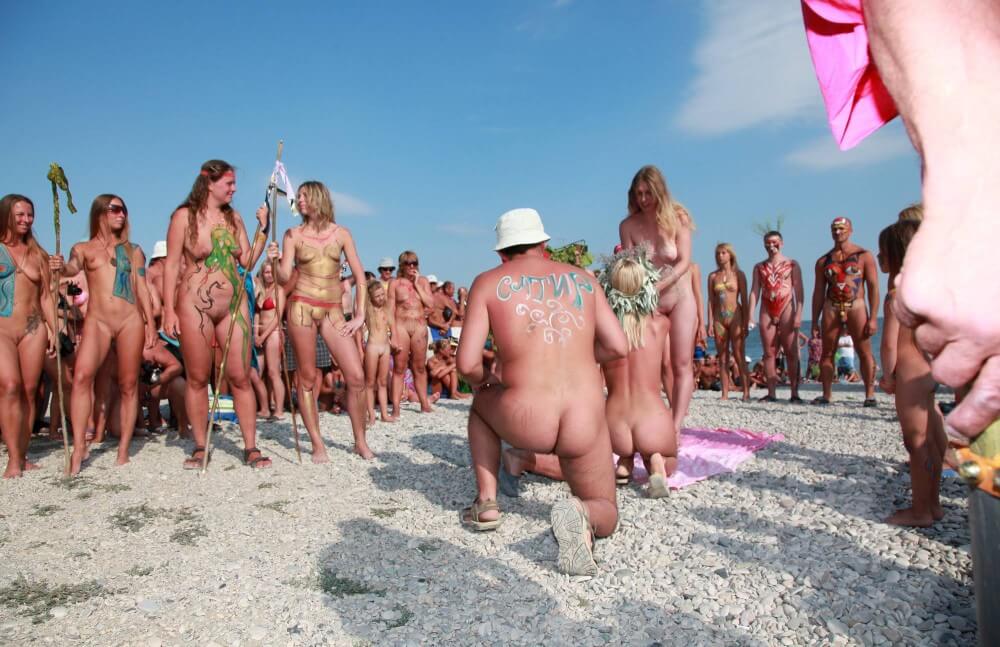Naturist Boy Sun Warrior pics - nudism in the world