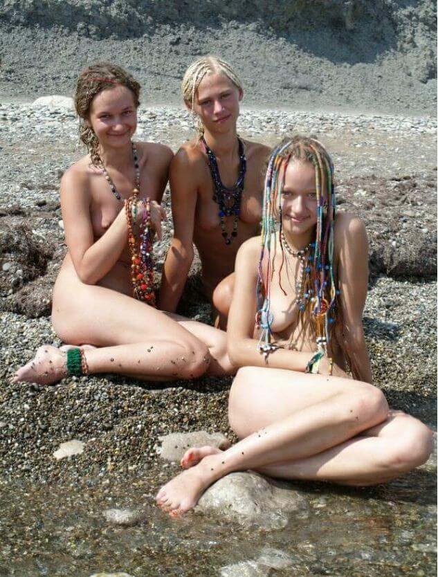 Naturism photo gallery # 49 - nudism in the world