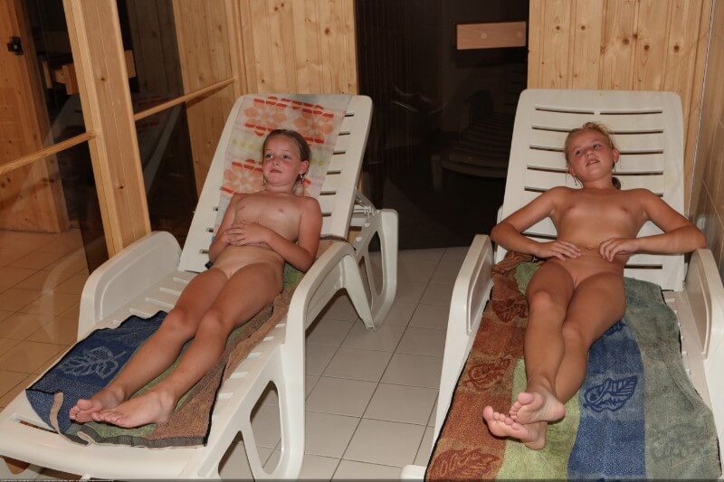 Record center relaxation photos - nudism in the world
