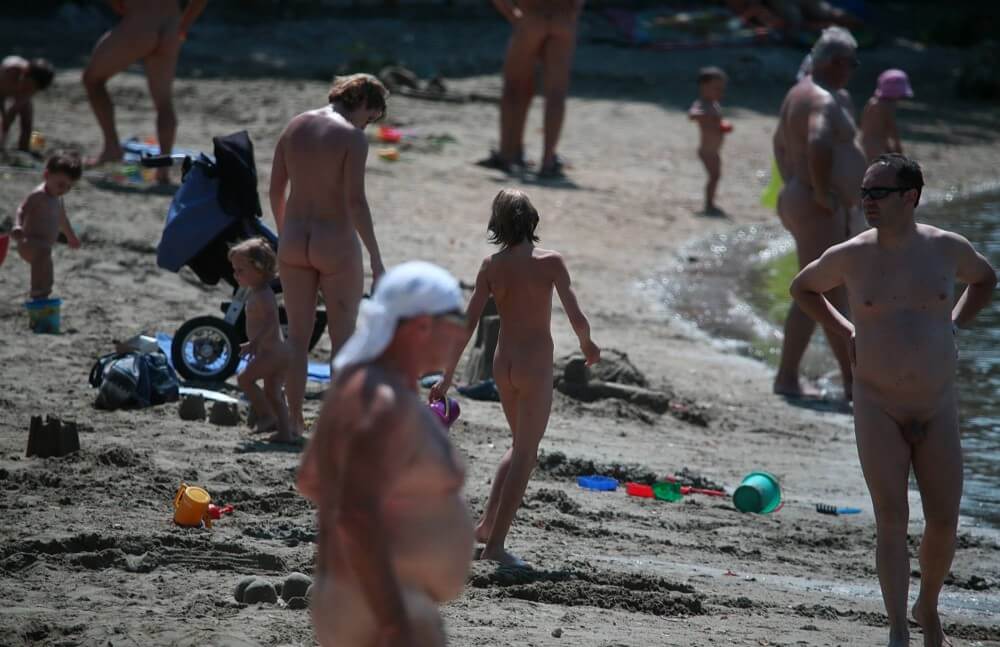 Jr Coastal Beach Paradise pics - nudism in the world