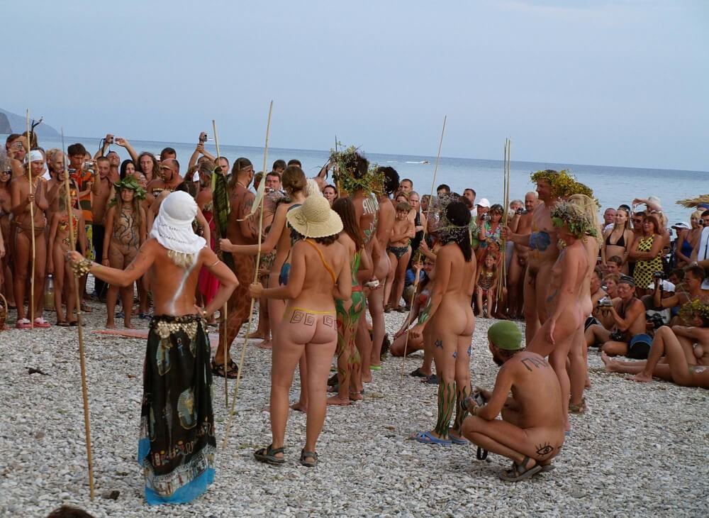 Naturist Party Mega Bash pics - nudism in the world